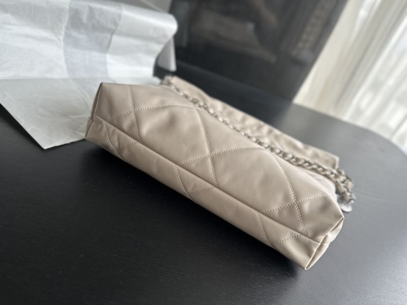 Chanel Hobo 22 Bags